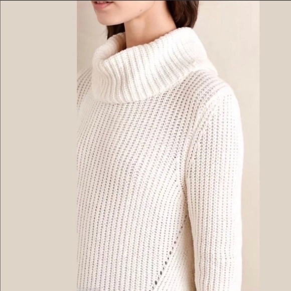 ❄️Anthro High Low Cream Turtleneck Sweater👢 - Picture 4 of 8